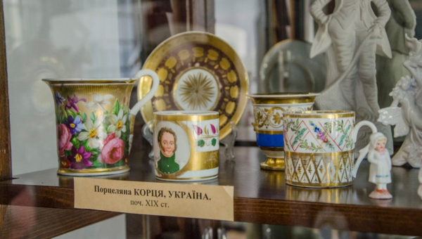 Корецька порцеляна та фаянс